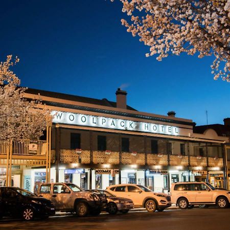 מודגי The Woolpack Hotel מראה חיצוני תמונה